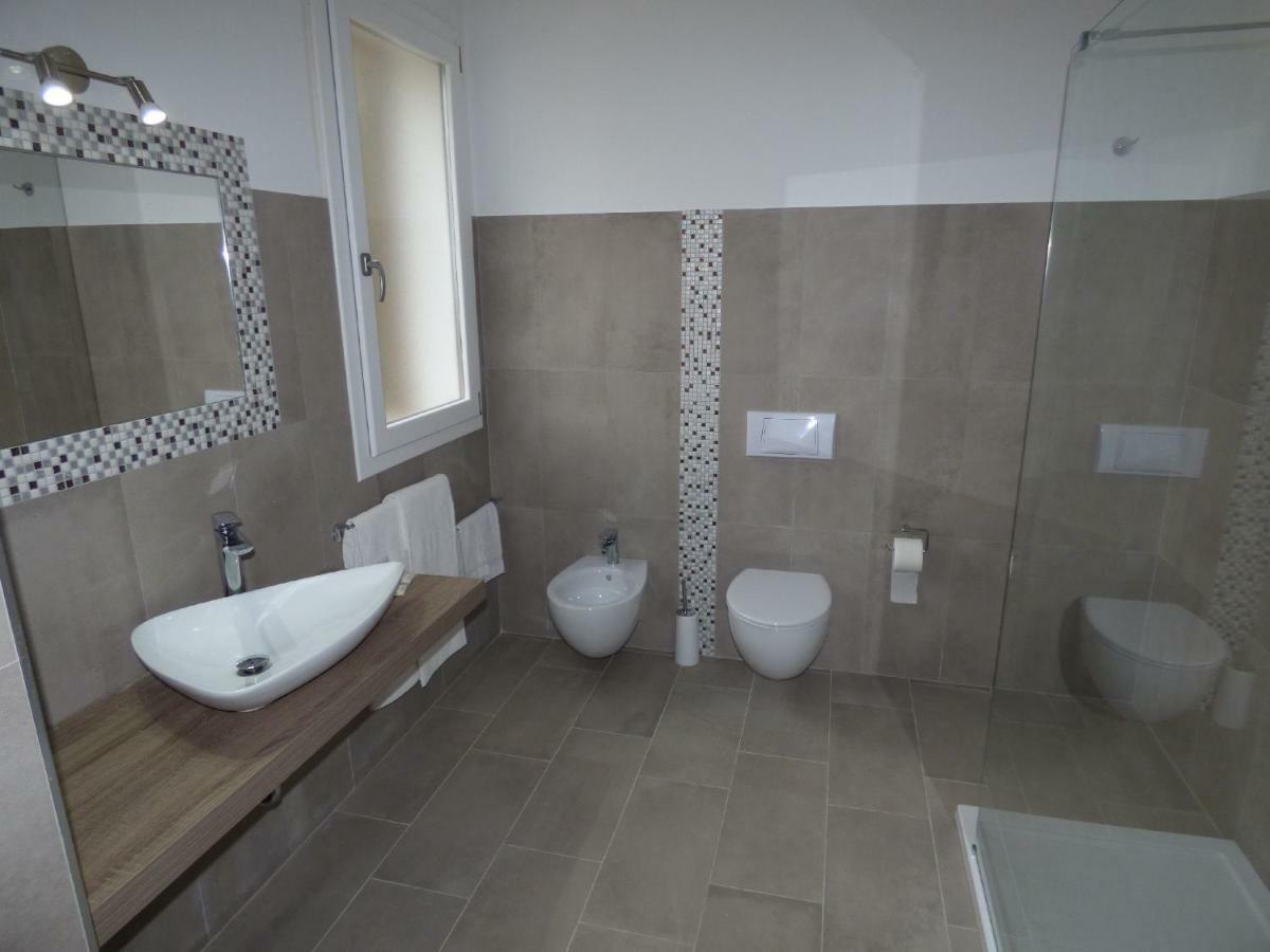 B&B Fiori Di Pesco เฟอร์ติเลีย ภายนอก รูปภาพ