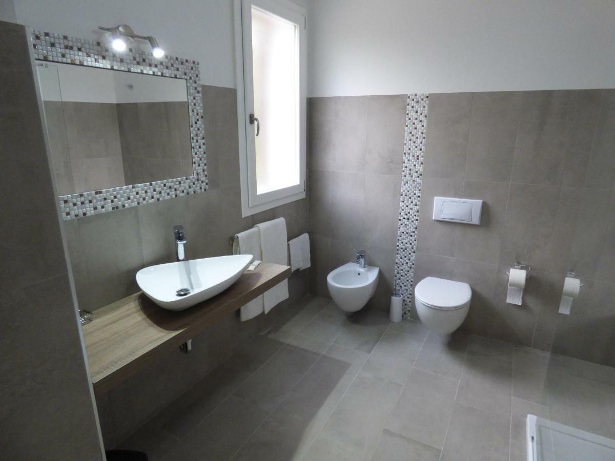 B&B Fiori Di Pesco เฟอร์ติเลีย ภายนอก รูปภาพ